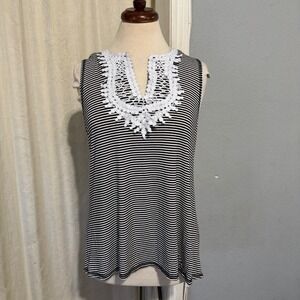 White Birch Striped Tank Top with White Embroidered Lace Detail‎ Women Sz Small